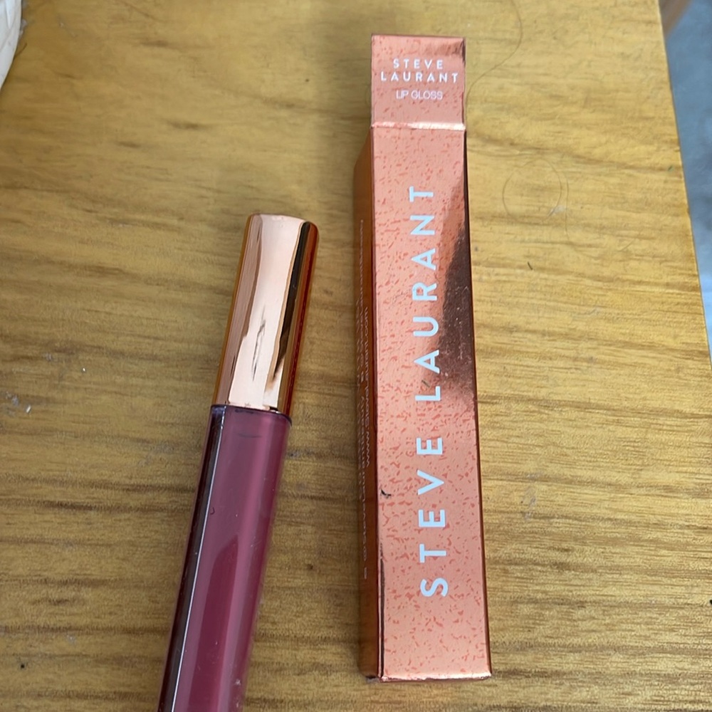 Lip gloss